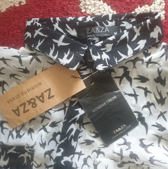 Sheer Bird Print Blouse - Picture 10 of 10